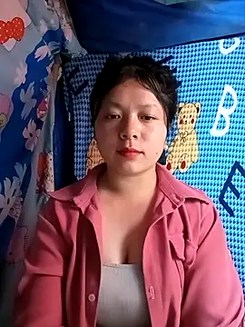 lisa-bae00 online show from March 2026 01:27:01 PM