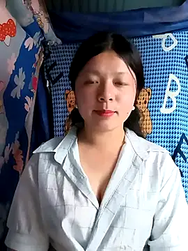 lisa-bae00 online show from March 2026 01:01:01 PM