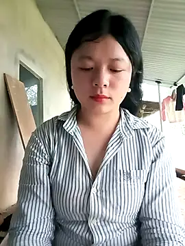 lisa-bae00 online show from April 2026 11:38:02 PM