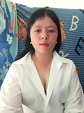 Snapshot of lisa-bae00 chatting on April 2026 01:04:01 AM lisa-bae00 online show from April 2026 01:04:01 AM