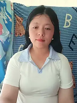 Snapshot of lisa-bae00 chatting on May 2026 04:41:01 AM lisa-bae00 online show from May 2026 04:41:01 AM