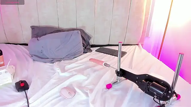 Crystal Stones online show from March 2026 12:56:02 PM