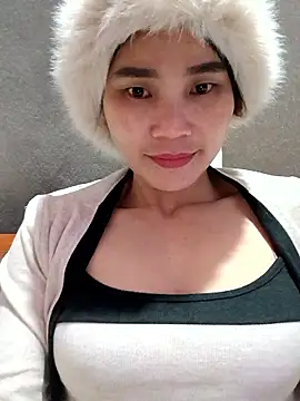 Bear bear0 online show from January 2026 01:00:02 AM