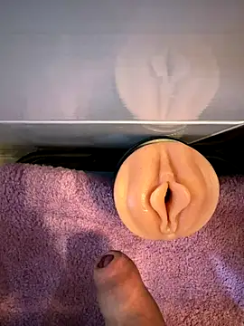 Snapshot of iCum_uCum chatting on October 2025 02:56:02 PM iCum uCum online show from October 2025 02:56:02 PM