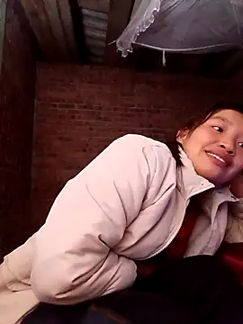 sowbibi online show from November 2025 01:11:01 PM