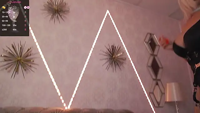 RubyDivine online show from June 2026 05:19:02 AM