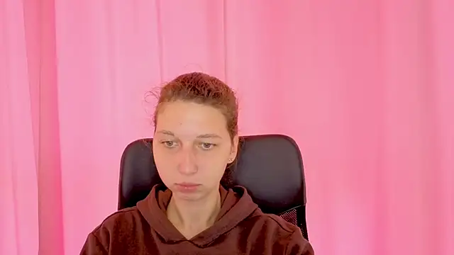 CuteEllii online show from October 2025 09:19:01 AM