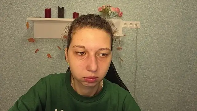 CuteEllii online show from December 2025 05:15:02 AM