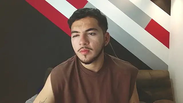 Zac Golden online show from November 2025 12:20:01 AM