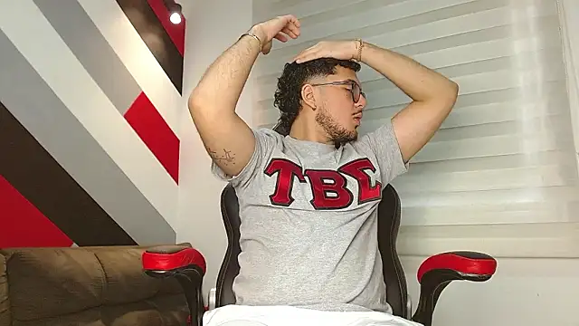 Zac Golden online show from February 2026 06:15:02 PM