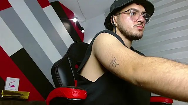 Zac Golden online show from April 2026 12:18:02 PM