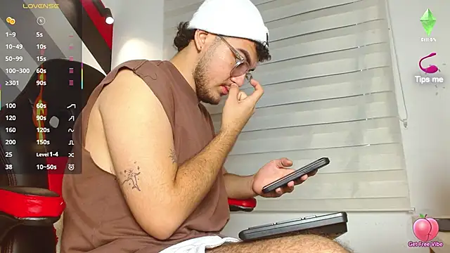Snapshot of Zac_Golden chatting on May 2026 11:59:01 AM Zac Golden online show from May 2026 11:59:01 AM
