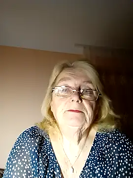 AmyLove353 online show from November 2025 09:41:02 PM