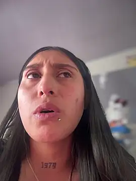 Violeet-Smith online show from March 2026 02:34:01 PM