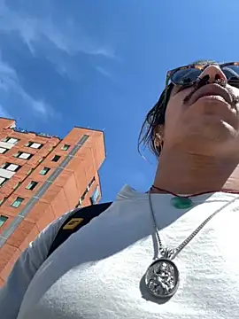 caiiobahia online show from November 2025 05:06:01 PM