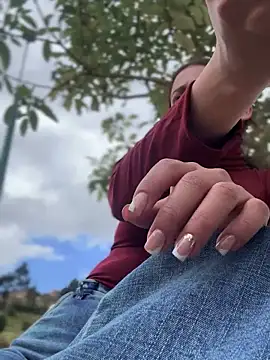 Talia Bonet online show from November 2025 04:05:01 PM