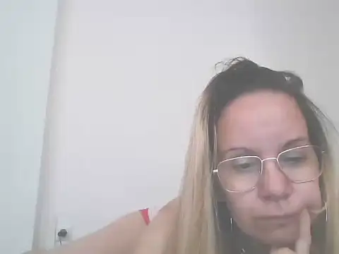 Snapshot of barbara896 chatting on November 2025 07:41:02 AM barbara896 online show from November 2025 07:41:02 AM