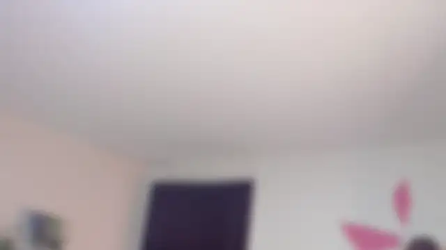Snapshot of YariRose chatting on May 2026 02:44:02 PM YariRose online show from May 2026 02:44:02 PM