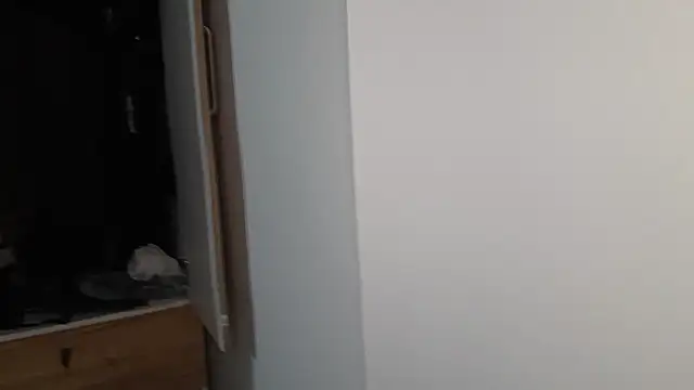 Layla Latina online show from April 2026 12:27:02 AM