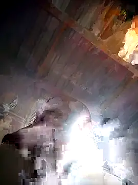 Pussylover911o online show from November 2025 06:12:01 AM