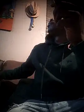 Pussylover911o online show from November 2025 06:39:01 PM