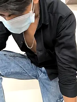 adi8210 online show from November 2025 11:54:01 AM