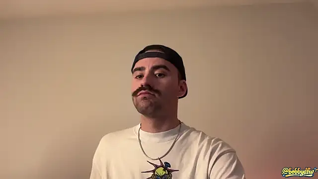 Snapshot of bobbyatx chatting on January 2026 11:59:01 AM bobbyatx online show from January 2026 11:59:01 AM