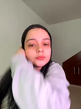 Selena Roa online show from November 2025 02:29:02 PM