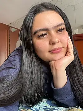 Snapshot of Selena_Roa chatting on April 2026 07:09:02 PM Selena Roa online show from April 2026 07:09:02 PM