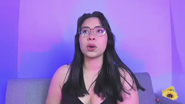 miah storm online show from December 2025 02:17:02 AM