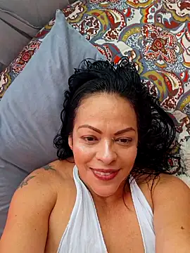 Snapshot of viviana-sexi chatting on May 2026 01:28:02 PM viviana-sexi online show from May 2026 01:28:02 PM