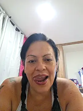 Snapshot of viviana-sexi chatting on May 2026 03:59:01 AM viviana-sexi online show from May 2026 03:59:01 AM