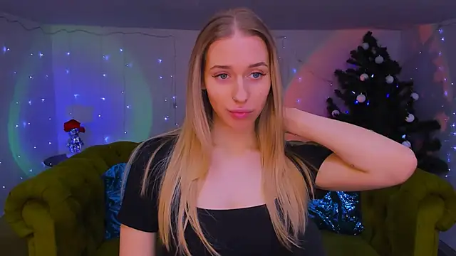 sassy cutie online show from January 2026 01:02:01 PM