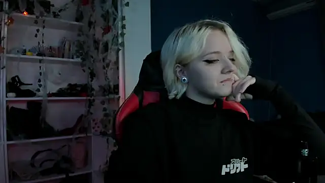 Holy Mistress S online show from October 2025 10:28:02 AM