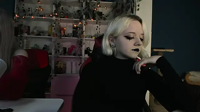 Holy Mistress S online show from October 2025 10:49:02 AM