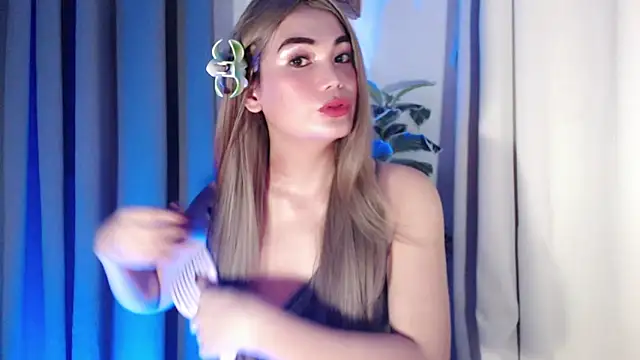 Felicity lux online show from March 2026 01:33:02 AM