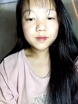 Quynhsumon online show from May 2026 05:57:02 AM
