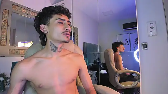 Mr Strike online show from December 2025 07:21:01 PM