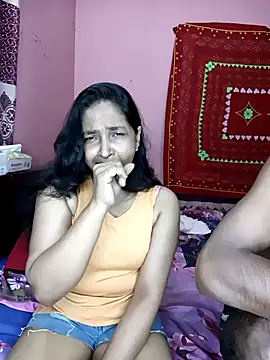 Snapshot of CoupleShow_432 chatting on May 2026 10:04:02 PM CoupleShow 432 online show from May 2026 10:04:02 PM