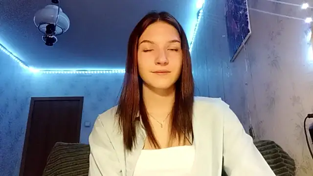 Snapshot of Beauty_miIa chatting on October 2025 02:50:02 PM Beauty miIa online show from October 2025 02:50:02 PM