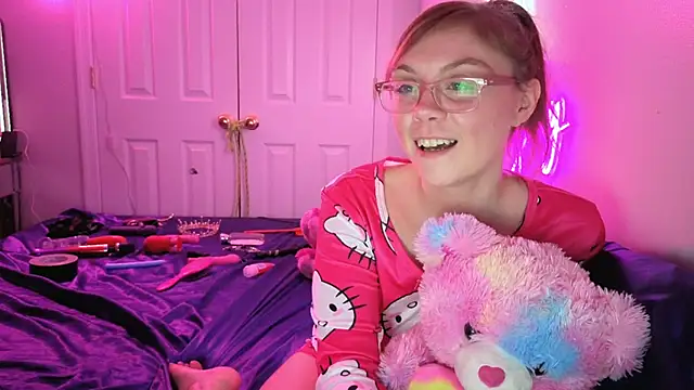 daddysprincess731 online show from April 2026 01:09:02 AM