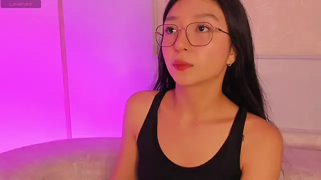 sydney miller  online show from May 2026 01:40:02 PM