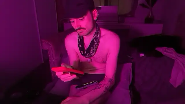 Snapshot of Gander_At_Xander chatting on October 2025 01:34:01 PM Gander At Xander online show from October 2025 01:34:01 PM