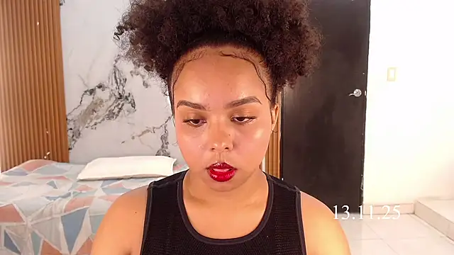 rosselyn  online show from November 2025 07:46:02 PM