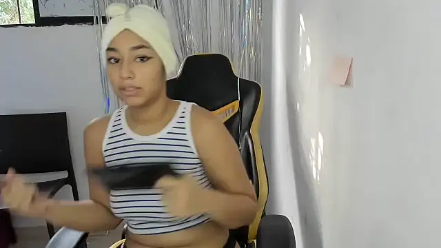 emily stars1 online show from December 2025 09:01:01 PM