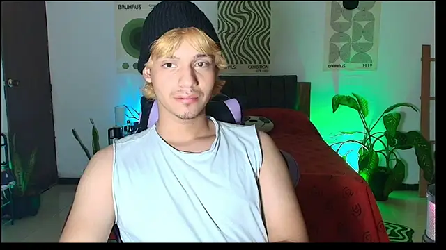 Habel  moretti online show from February 2026 07:45:02 PM