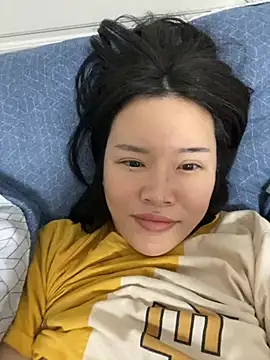 yoyou666 online show from November 2025 02:17:01 PM