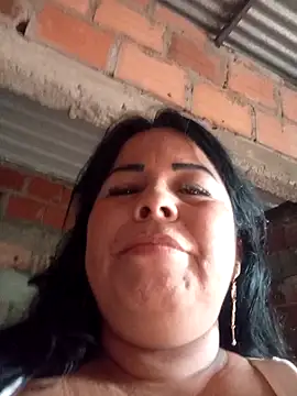 Snapshot of mother2-divorced chatting on May 2026 01:49:01 PM mother2-divorced online show from May 2026 01:49:01 PM