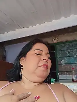 Snapshot of mother2-divorced chatting on June 2026 02:00:02 PM mother2-divorced online show from June 2026 02:00:02 PM