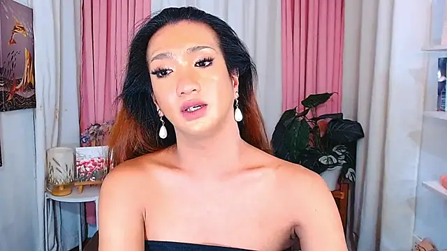 DianaFierce online show from November 2025 06:13:01 AM